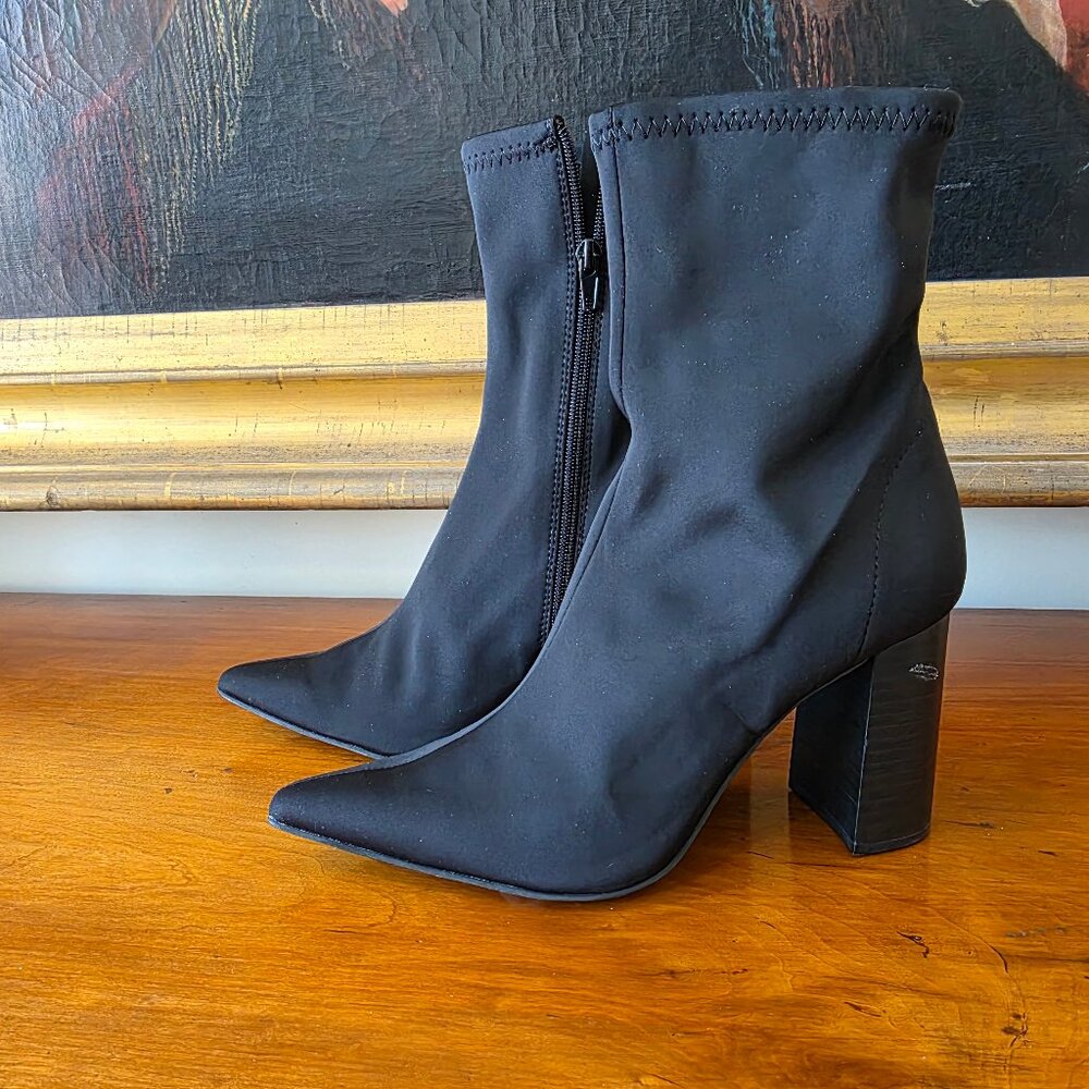 Jeffrey Campbell Siren booties NWOT